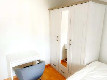 Staufenstraße 34 DG Rechts Apartment