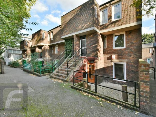 Stavely Close, N7 4 bed house to rent £3,800 pcm £877 pw