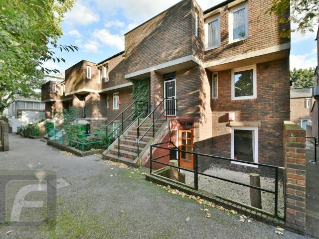 Staveley Close, London N7, 4 bed terraced house to rent, £4,000 pcm | PrimeLocation