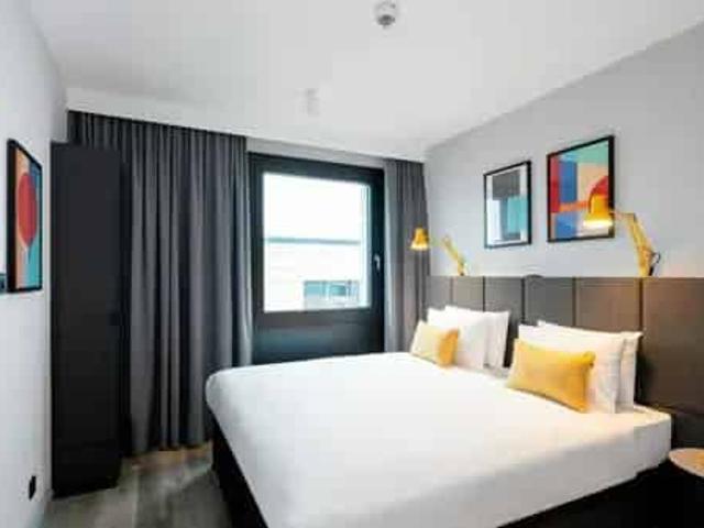 Staycity Frankfurt Airport Student Accommodation | Amber