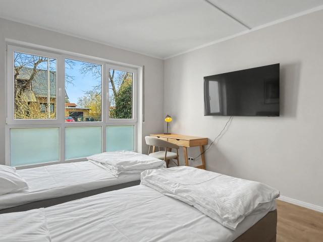 Staytime 4 Room Comfort Suite I Top Lage, Dresden Amsterdam Apartments for Rent