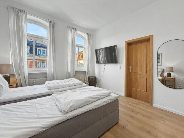 Staytime 2 Room Comfort Suite I Top Lage, Dresden Amsterdam Apartments for Rent