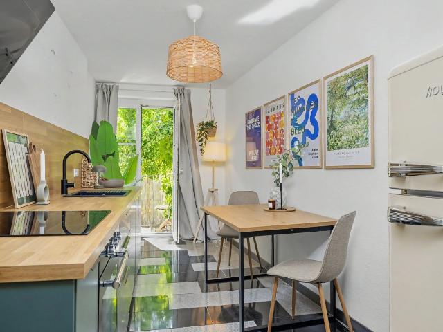 StayTime Lime Base | TOP Lage | Balkon | 2 SZ, Dresden Amsterdam Apartments for Rent
