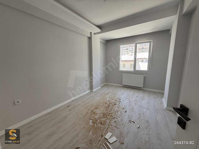 STABİL EMLAKTAN İLHANLI AYDINLIK CADDESİNE YAKIN SATILIK DAİRE