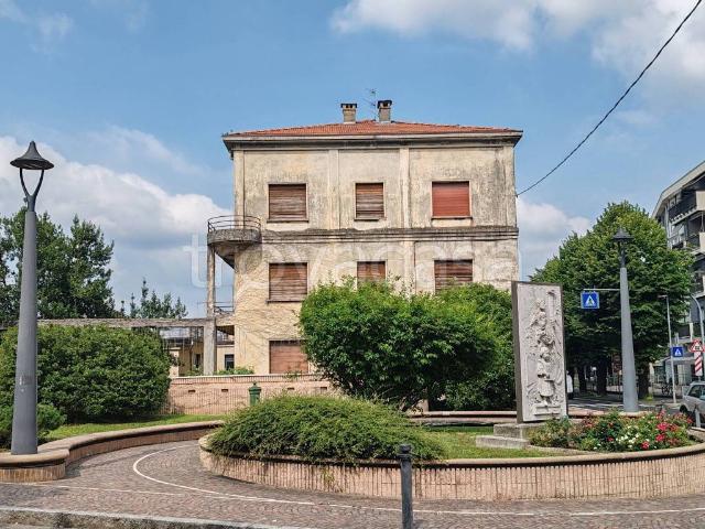 Stabile in vendita a Cisano Bergamasco via Giuseppe Mazzini, 25