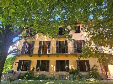 Stabile in vendita a Marentino via Roma