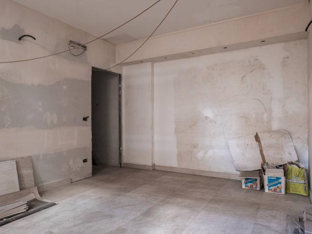 Stabile Palazzo in vendita a Carmagnola, Centro