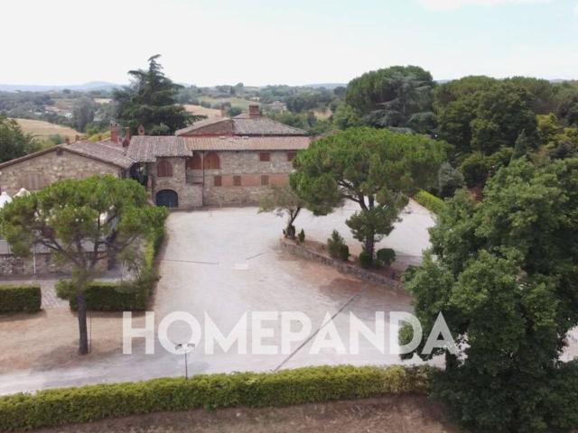 Stabile Palazzo in vendita a Lucignano