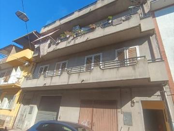 Stabile/Palazzo con box, Melicucco zona semicentrale