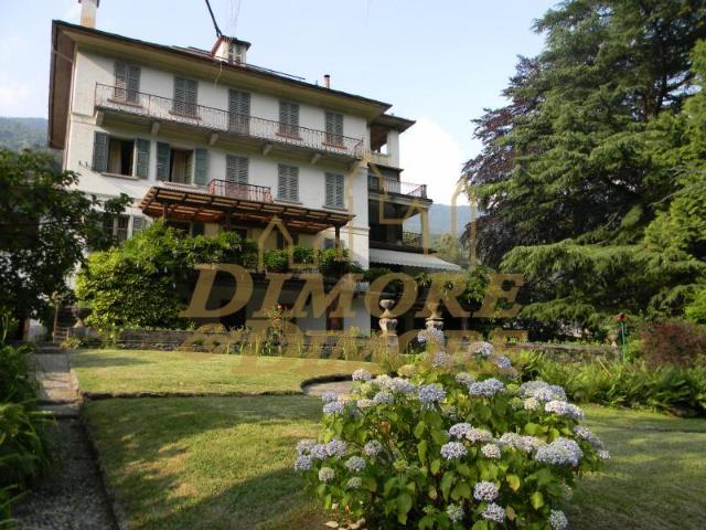 Stabile/Palazzo con giardino in via fontana 3, Varzo