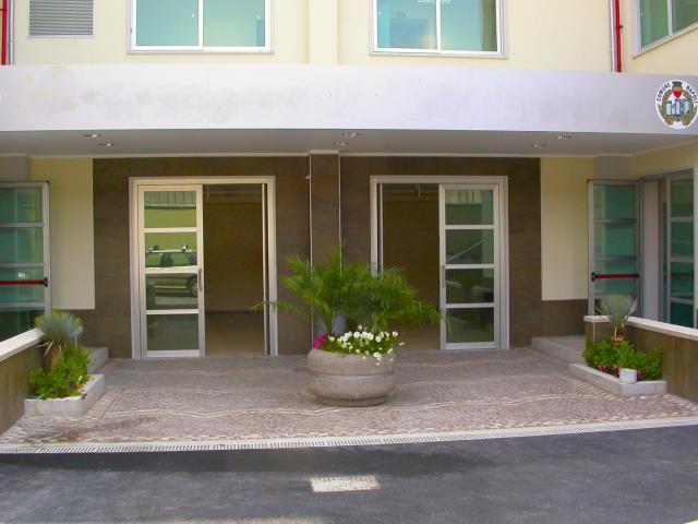 Stabile/Palazzo con terrazzo a Napoli