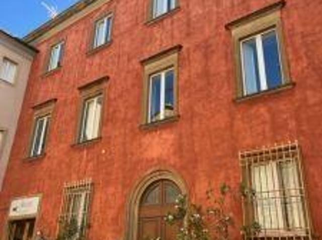 Stabile/Palazzo da ristrutturare a Pomarance