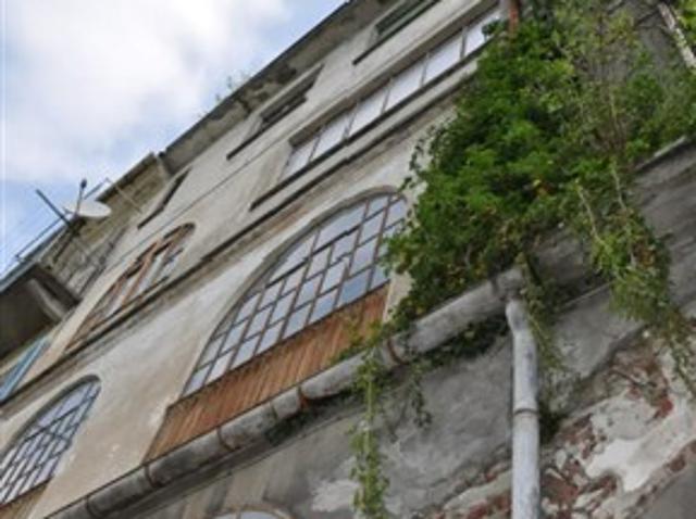 Stabile/palazzo da ristrutturare di 1778 mq