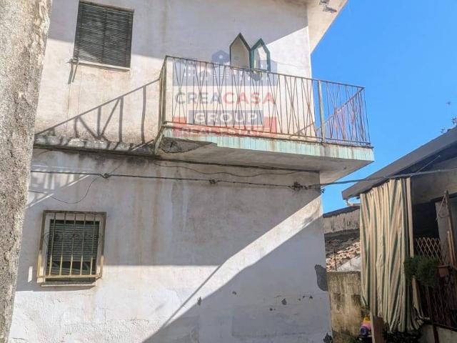 Stabile/Palazzo in vendita a Calatabiano