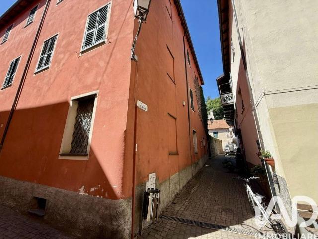 Stabile/palazzo in vendita a Calizzano via garibaldi, 44