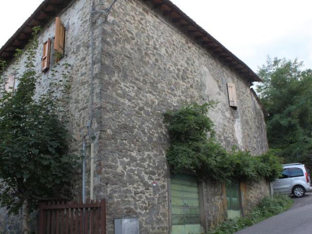 Stabile/Palazzo in vendita a Castel San Niccol