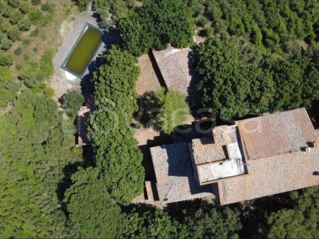 Stabile/palazzo in vendita a Civitella d'Agliano