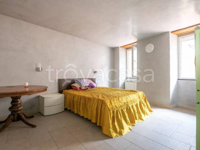 Stabile/palazzo in vendita a Borzonasca via Raggio Augusto, 23