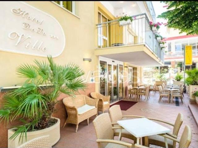 Stabile/palazzo in vendita a Rimini viale Santa Teresa, 9, Bellariva