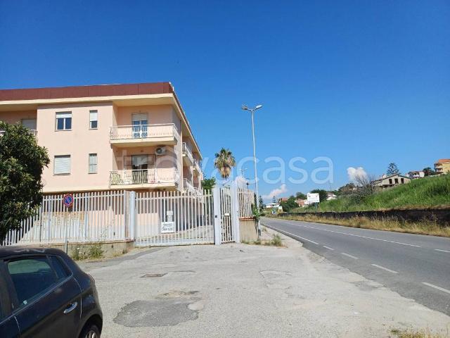 Stabile/palazzo in vendita a Briatico
