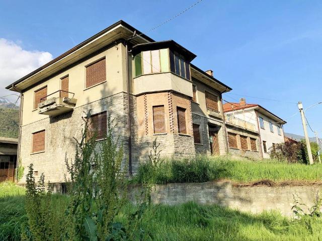 Stabile/palazzo in vendita a Bussoleno via San Lorenzo, 2