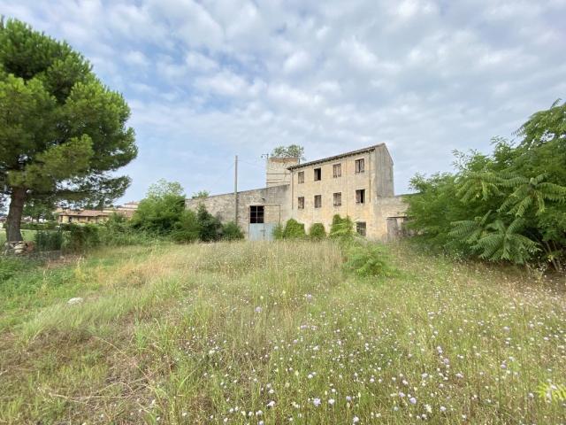 Stabile/palazzo in vendita a Lovertino, Albettone