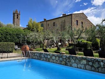 Stabile/palazzo in vendita a Monteriggioni via I° Maggio