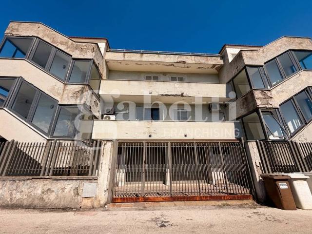 Stabile/palazzo in vendita a Mugnano di Napoli via mugnano giugliano, 30