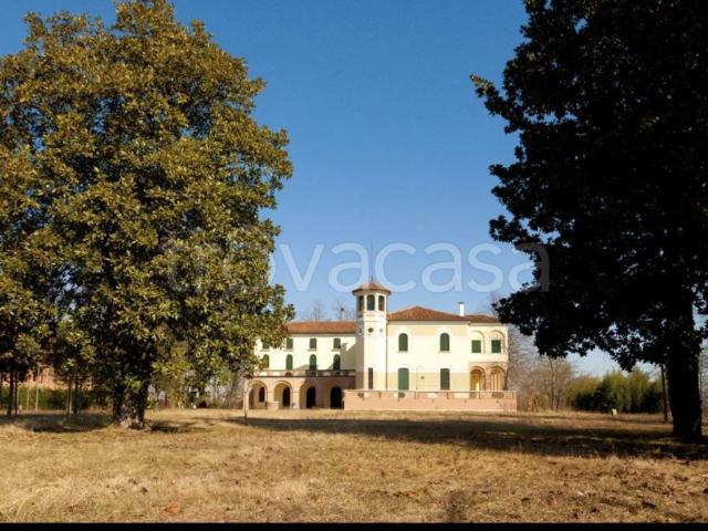 Stabile/palazzo in vendita a Noventa di Piave