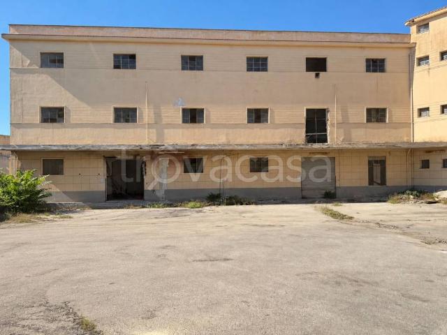 Stabile/palazzo in vendita a Santa Flavia