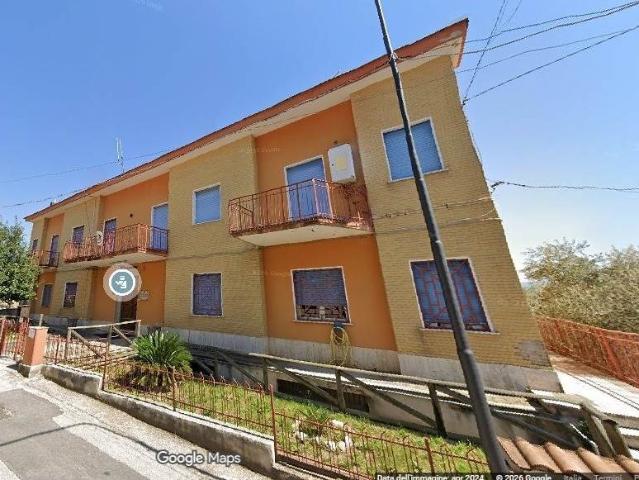 Stabile/palazzo in vendita a Sant'Angelo all'Esca via Mons. Reppucci, 35
