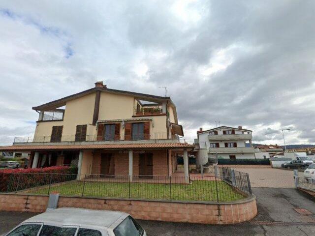 Stabile/palazzo in vendita a Sarezzo viale Santa Margherita 56