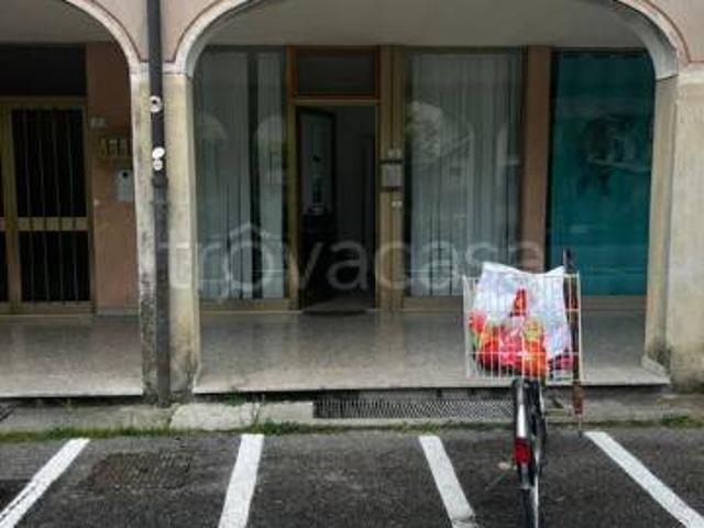 Stabile/palazzo in vendita a Polcenigo via Due Muri, 21, San Giovanni
