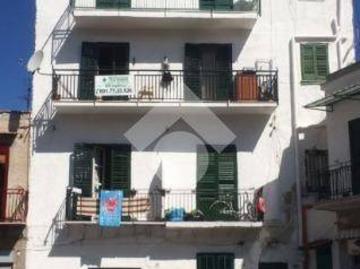Stabile/palazzo in vendita a Palermo piazzetta Porcelli, 6, Montegrappa
