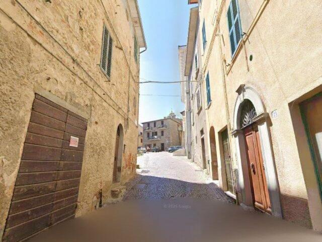 Stabile/palazzo in vendita a Piegaro via Roma 19