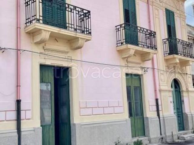 Stabile/palazzo in vendita a Reggio di Calabria via San Gregorio, Ravagnese