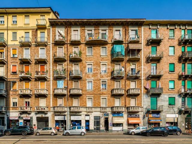Stabile/palazzo in vendita a Torino corso Giulio Cesare, 68, Barriera di Milano