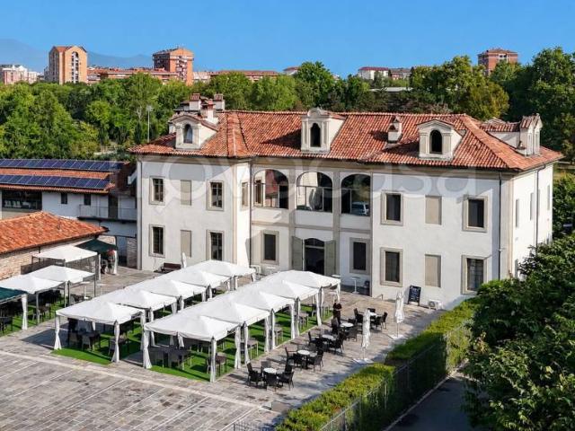 Stabile/palazzo in vendita a Torino, Lucento