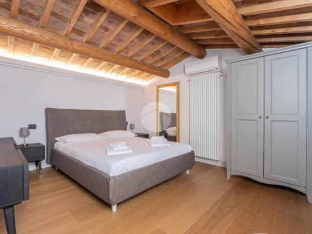 Stabile/palazzo in vendita a Verona via Pigna, 1, Centro Storico
