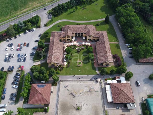 Stabile/palazzo in vendita ad Agrate Brianza