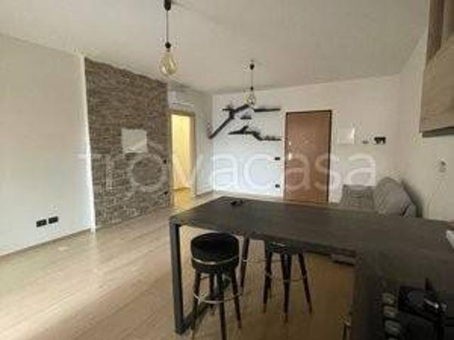 Stabile/palazzo in affitto a Roma via di Quarto Rubbie, 16a, Morena