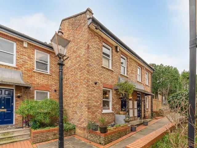 Stable Mews, London, SE27 9AS, United Kingdom | 2 bed house for rent #140227126 | Rentberry