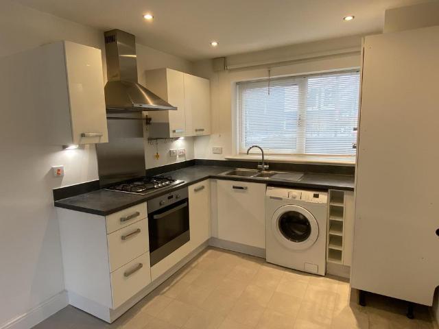 Stable Terrace, Doncaster, DN1 2 bed house to rent £900 pcm £208 pw