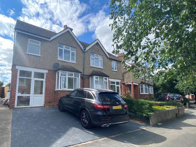 Stacey Avenue, Milton Keynes MK12, 3 bed property to rent, £1,650 pcm | PrimeLocation