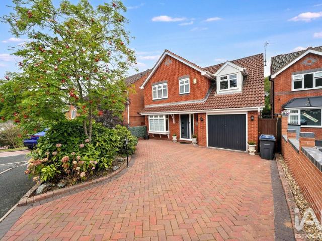Stacey Grange Gardens, Birmingham B45, 4 bed detached house to rent, £2,000 pcm | PrimeLocation