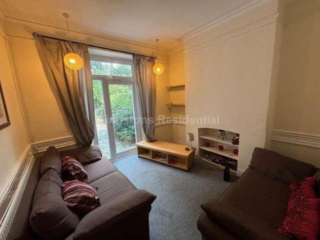 Stacey Road, Roath, Cardiff, CF24