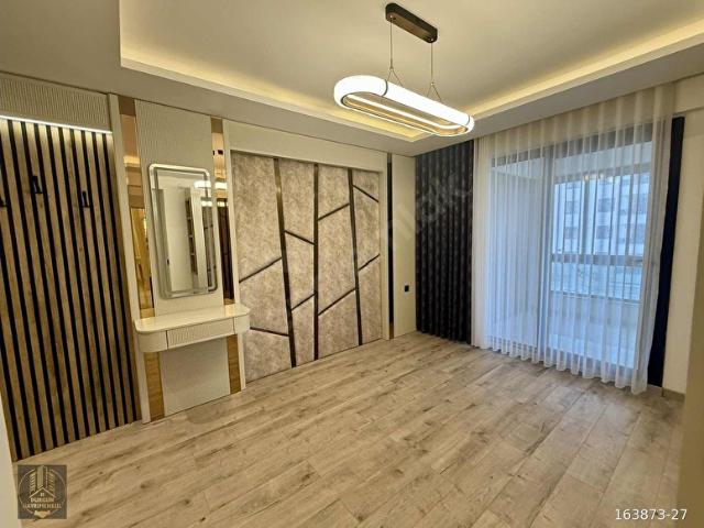 STAD CİVARI 3.5+1 ULTRA LÜKS DAİRE