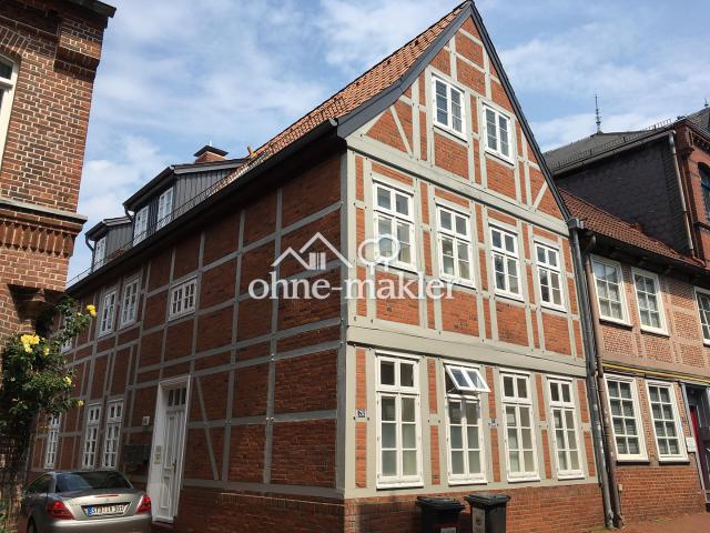 Stade, Innenstadt, 3 Zi EG Whg, in Altstadthaus, 1.OG. überdachter Balkon