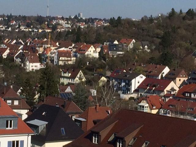 Stadtnah, uninah und doch mitten im Grünen: Helle, ruhige 3 Zimmerwohnung