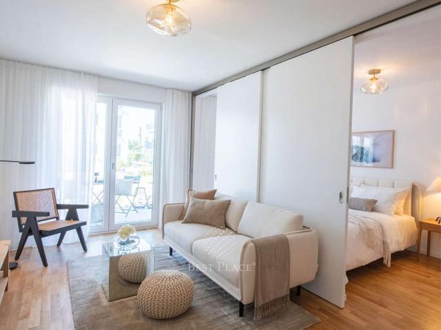 Stadtnah wohnen, Ruhe genießen – moderne Mietwohnung mit Südbalkon und Einbauküche